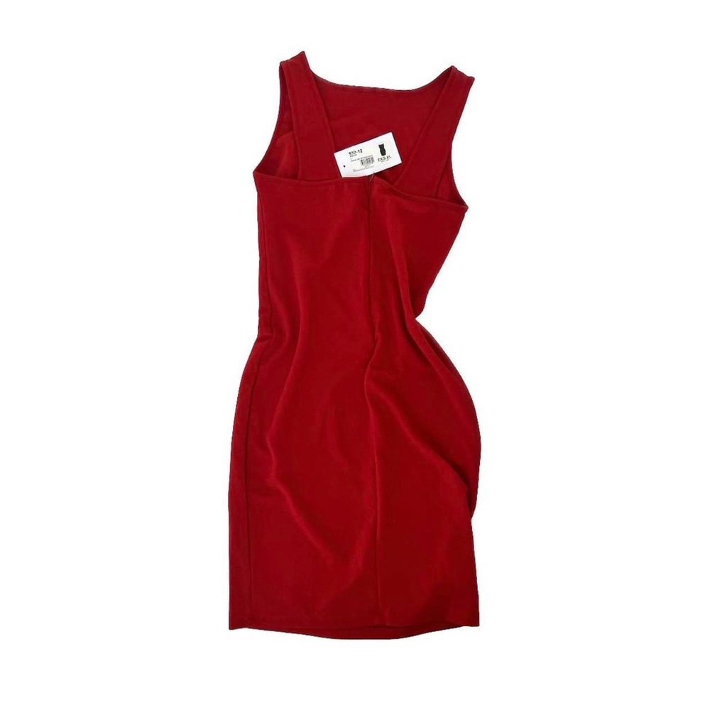 RED DRESS - Picture 3 of 4